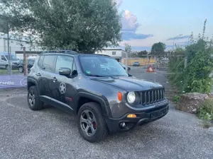 Jeep Renegade Longitude Allrad Automatik Pano Xenon