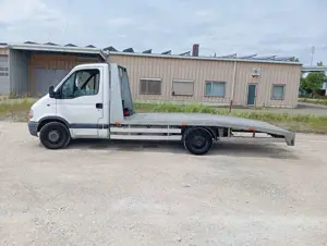 Renault Master 2.5 dCi L1H1 Bild 2