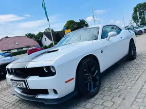 Dodge Challenger *LEDER*ALPINE*KAMERA* Bild 3