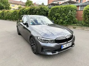 BMW 320 320d Touring Aut. Sport Line
