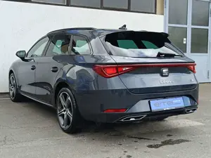 SEAT Leon Sportstourer FR Plus Panorama LED LHZ SHZ Bild 4