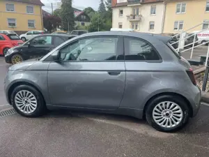 Fiat 500e 42 kWh Komfort Paket Bild 4