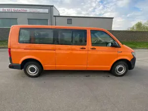Volkswagen T6 Kombi 9-sitzer Bild 1