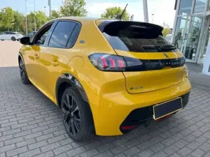 Peugeot 208 e-208 GT 10 Zoll Navi, Wärmepumpe, 11 KW Charger Bild 4