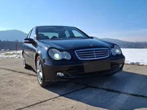 Mercedes-Benz C 180 C 180 Kompressor Automatik Classic Sport Edition + Bild 3