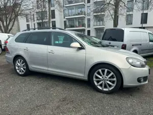 Volkswagen Golf VI Variant Comfortline*Navi*AHK* Bild 4