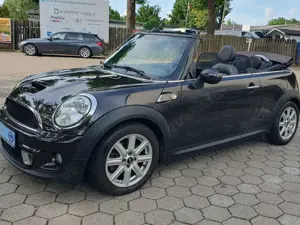 MINI Cooper S Cabrio Cooper S Highgate, Bi-Xenon, Klima, Navi, Leder, Bild 2