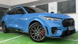 Ford Mustang Mach-E GT Autom. 4x4 mit TOP AUSSTATTUNG u wenig KM