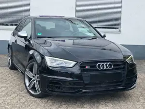 Audi S3 2.0 TFSI S tronic quattro * Deutsches Modell *