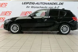 BMW 118 i Advantage*Aut*NAV*SHZ* Bild 2