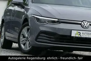 Volkswagen Golf VIII Variant *LED*NAVI*KAMERA*AHK*AMBIENTE*