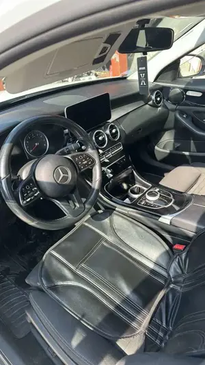 Mercedes-Benz C 180 T 9G-TRONIC