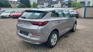 Opel Grandland 1.2 AUTOM. ACC LED KAMERA WiPa Bild 3
