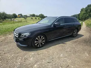 Mercedes-Benz E 300 d T 9G-TRONIC Avantgarde