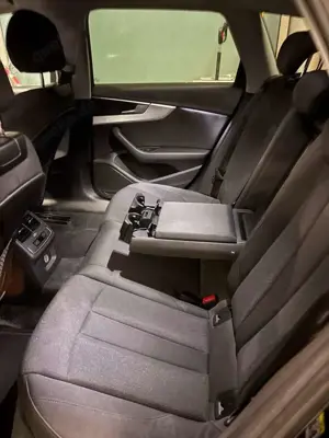 Audi A4 Avant 35 TDI S tronic Bild 4