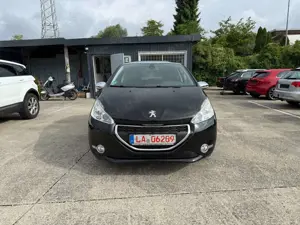 Peugeot 208 Style Bild 2