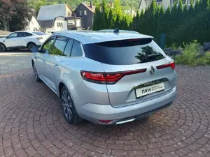 Renault Megane IV Grandtour R.S. Line PLUG-IN Hybrid Bild 3