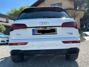 Audi Q5 Q5 40 TDI quattro S tronic S line Bild 2