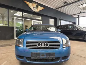 Audi TT Coupe 1.8 T S-Line LEDER/KLIMA/BT/SZH/REMUS Bild 5