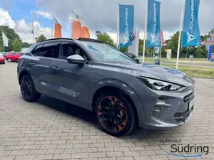 CUPRA Terramar VZ 2,0 TSI 4Drive DSG Sennheiser Pano Bild 2
