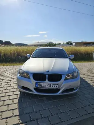 BMW 320 BMW E91 320d LCI