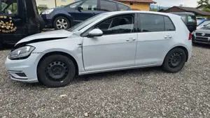 Volkswagen Golf VII Lim. Join BlueMotion *AUTO*TEMPO*SHZ* Bild 2
