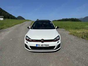 Volkswagen Golf GTI Performance BlueMotion Technology DSG*Pano*Xenon