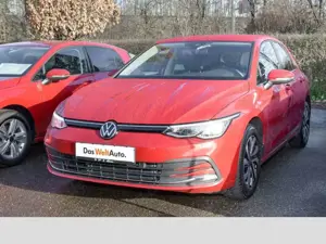 Volkswagen Golf VIII Active 1.0 eTSI DSG Navi Kamera ACC