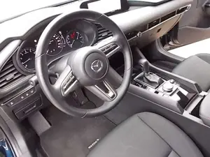 Mazda 3 S Skyactiv-G 2,0 M Hybrid 6AG AL-Homura Bild 4