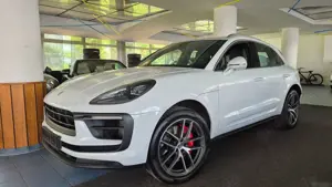 Porsche Macan S/20"/AHK/Leder/PASM/PCM/PDLS+/RFK/1.Hd