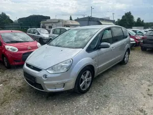 Ford S-Max Titanium