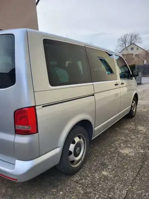 Volkswagen T5 Multivan Multivan BMT Highline Bild 3