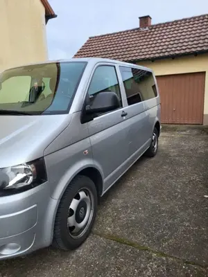 Volkswagen T5 Multivan Multivan BMT Highline Bild 2