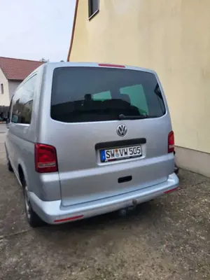 Volkswagen T5 Multivan Multivan BMT Highline Bild 5