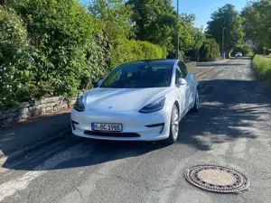 Tesla Model 3 Model 3 Standard Reichweite Plus Hinterradantrieb Bild 3