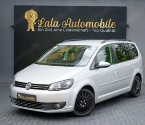 Volkswagen Touran Comfortline 1.6 TDI KLIMA TEMPOMAT RADIO Bild 3