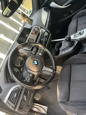 BMW 118 118i M Sport Bild 4