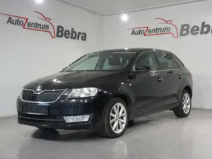 Skoda Rapid/Spaceback Spaceback Drive DSG/SHZ/PDC/Alu/MFL