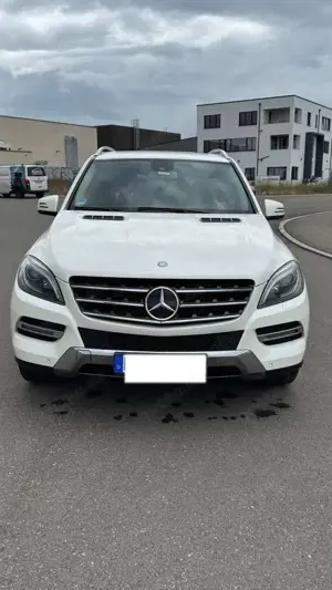 Mercedes-Benz ML 350 BlueTEC 4MATIC 7G-TRONIC
