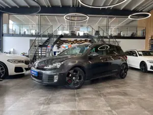 Volkswagen Golf VI GTI 5-Türer *TEMPOMAT*KLIMA*PDC*SZHZ*