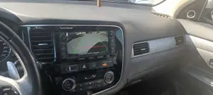 Mitsubishi Outlander 2.0 4WD Invite