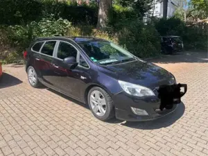 Opel Astra Astra 1.7 CDTI DPF Sports Tourer Design Edition