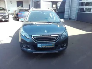 Peugeot 2008 Allure Bild 3