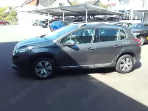 Peugeot 2008 Allure Bild 5