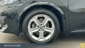 BMW X2 xDr20d A M Sport AHK AdaptLED ACC RFK HK 18" Bild 3