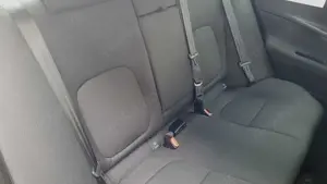 Jaguar XE 20t Pure mit 19 Zoll Carmani Bild 4