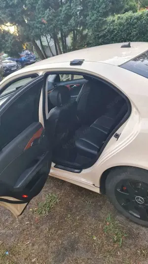 Mercedes-Benz E 200 CDI Automatik Elegance DPF Bild 4