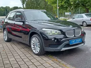 BMW X1 18 d xDrive SPORT LINE Allrad+Automatik