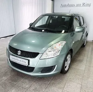 Suzuki Swift Club Automatik Scheckheftgepfl. 21000km ! Bild 2