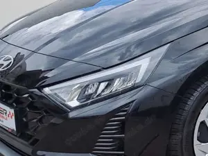 Hyundai i20 Automatik*Klimaaut.*LHZ*SHZ*LED*DAB*R.Cam* Bild 5